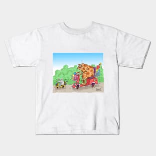 Puss and Scoot. Kids T-Shirt